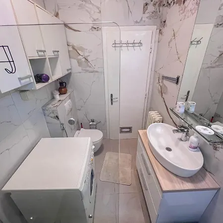 Tvrtko Royal - Scc View Apartman